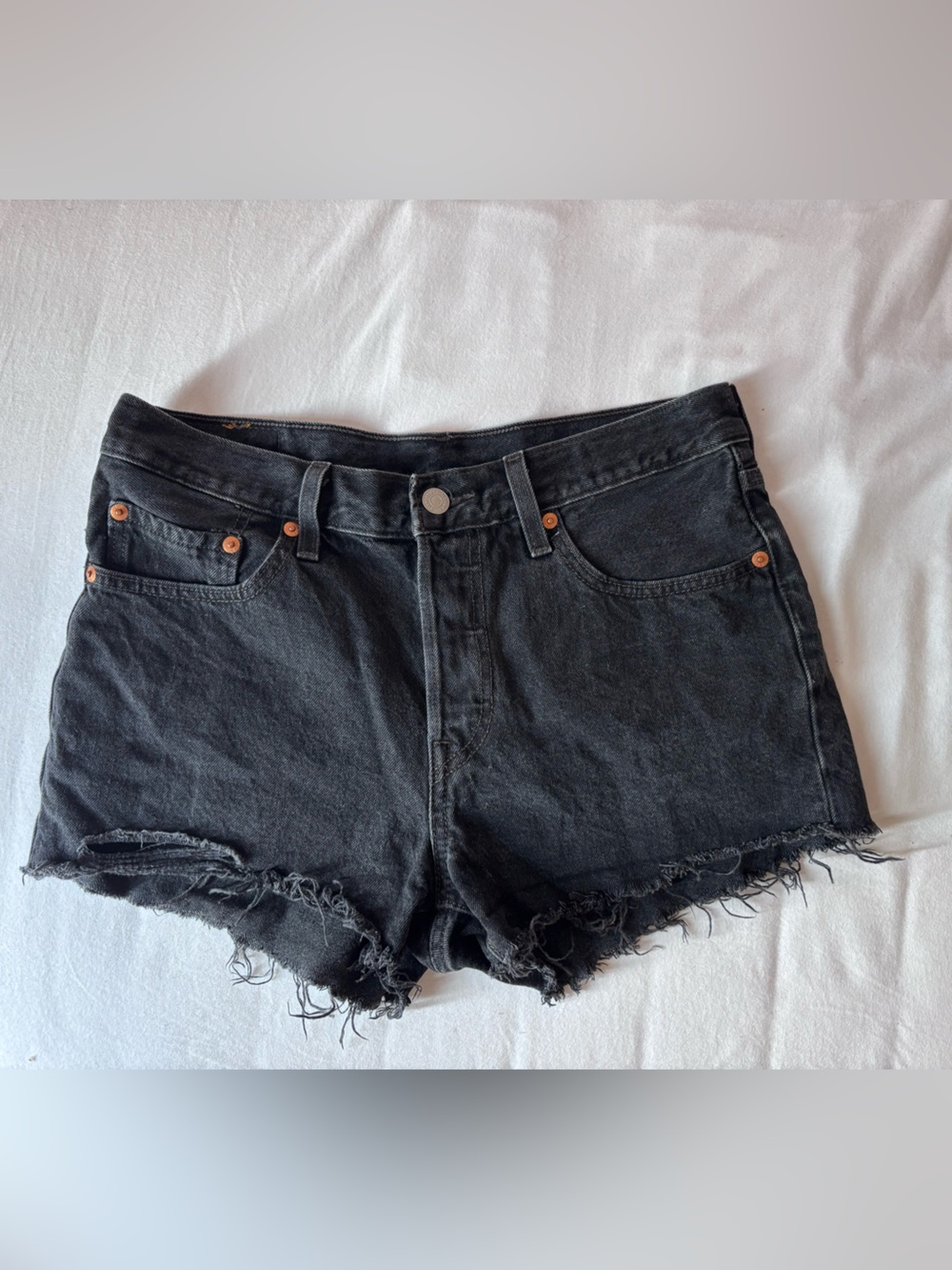 Levi’s 501 Black Frayed Denim Shorts W28